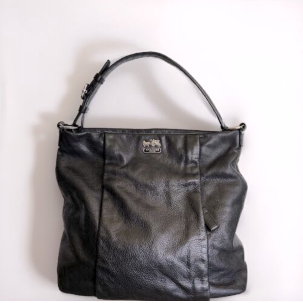 Coach Shoulder/ Crossbody bag